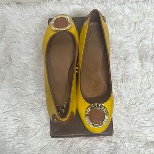 Y2K J Vincent Yellow and Brown Flats with Classic Rounded Toe
